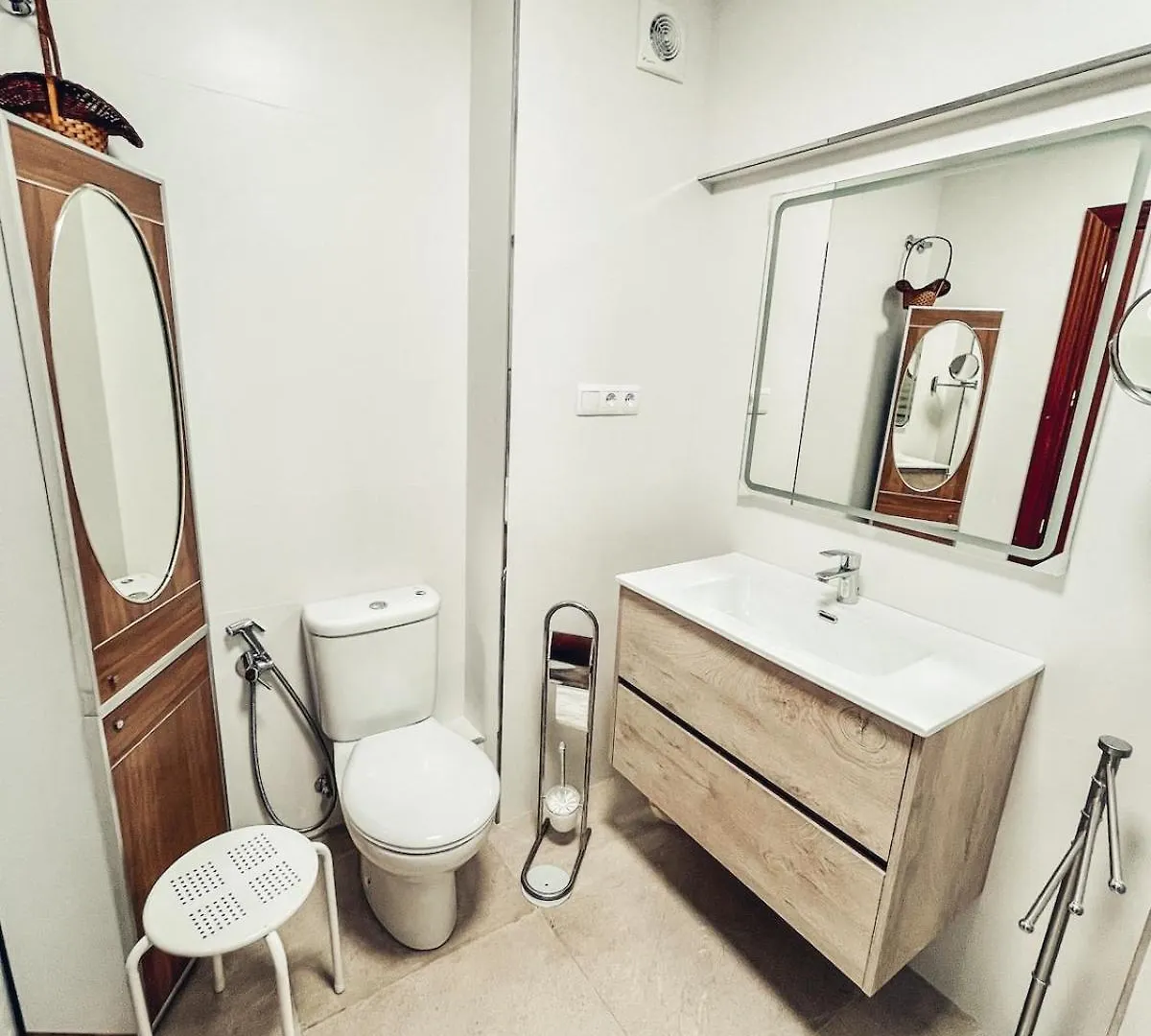 Heart Of Malaga Shiny & Vintage Apartment 0*,  Spain